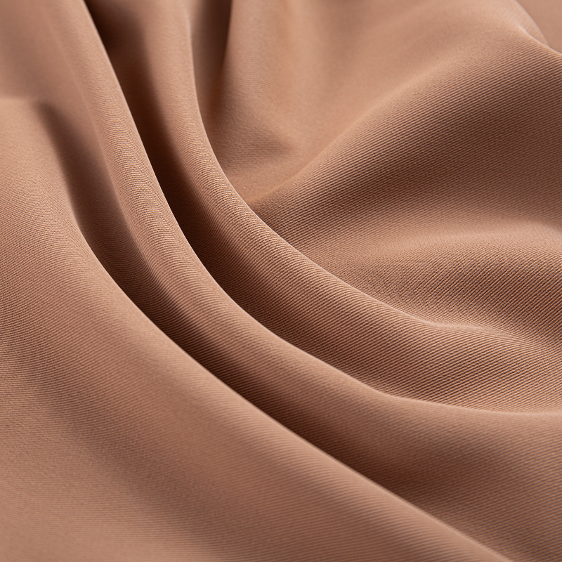 DS347 220GSM Màu nâu nhạt Dây thun mờ chống nhăn thân thiện với da đàn hồi cao 3/1 xiên polyester spandex Vải co giãn 4 chiều